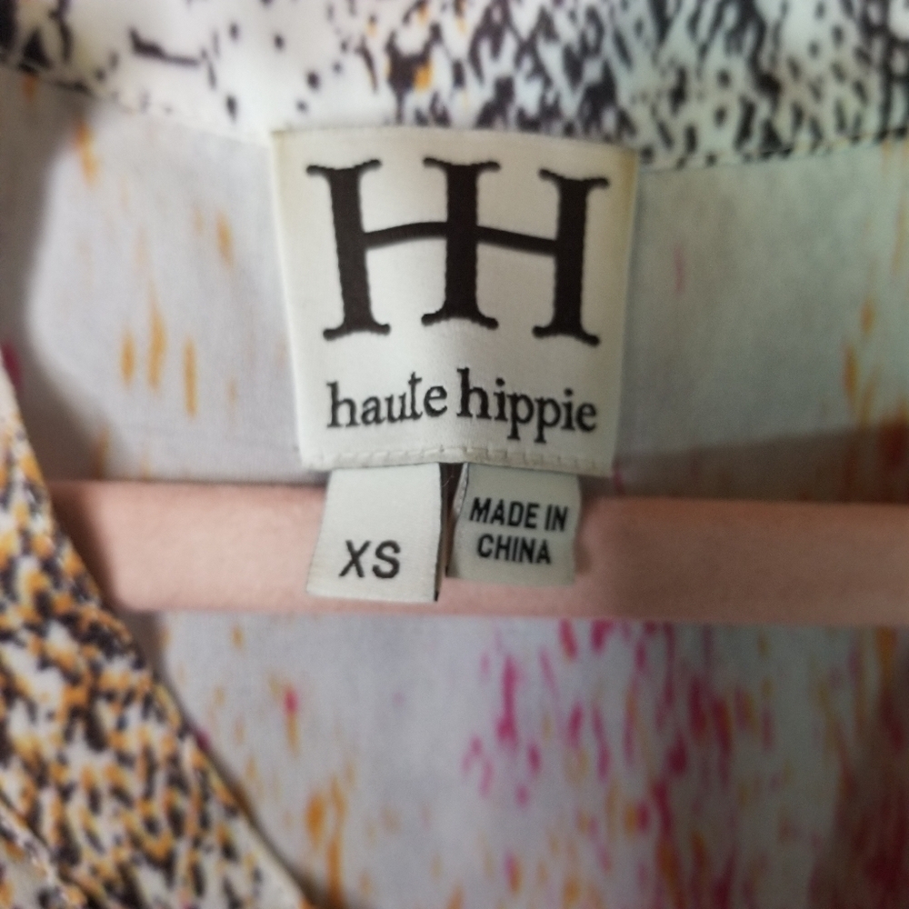 Haute Hippie Henley ombre gradiant snake print silk blouse - Picture 4 of 12